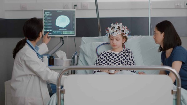 Comment les premiers romans ont-ils évolué en Europe ?